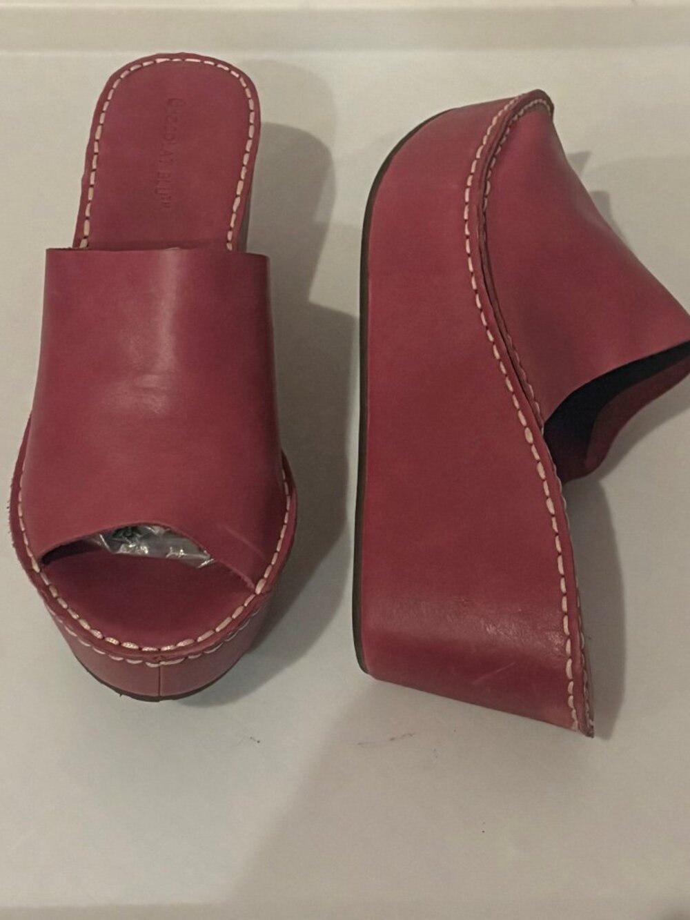 Chocolat Blu 9 1/2 platform sandals - Picture 1 of 1